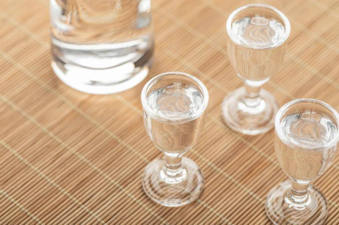 老白汾酒十年是勾兑的吗,老白汾酒十年53度怎么样