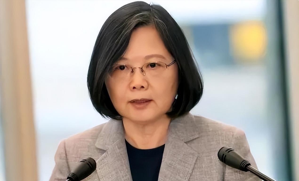 郭台铭称争取参选2024台湾地区领导人,对4年前退选向蓝营鞠躬道歉