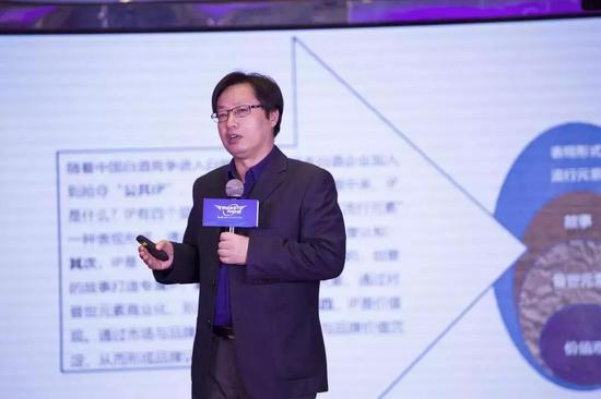西凤酒盛世珍藏20年 西凤酒盛世珍藏20年和华山论剑20年哪个好