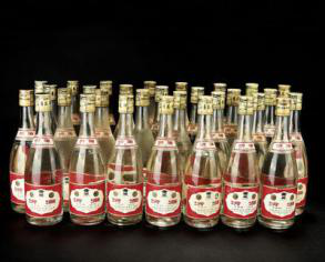 汾酒三十年青花瓷价格表和图片 汾酒三十年青花瓷陈酿48度 500ml