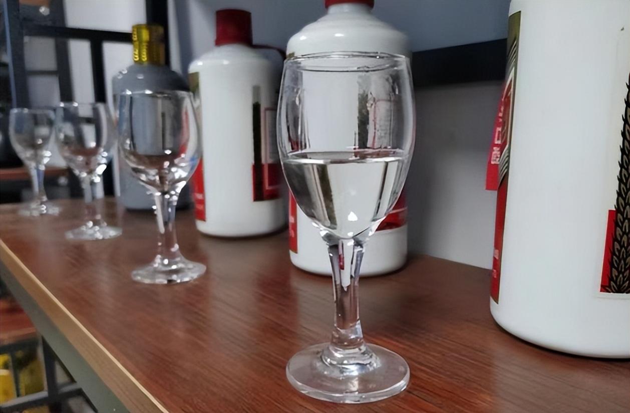 十年泸洲老窖 泸州老窖十年陈酿多少钱