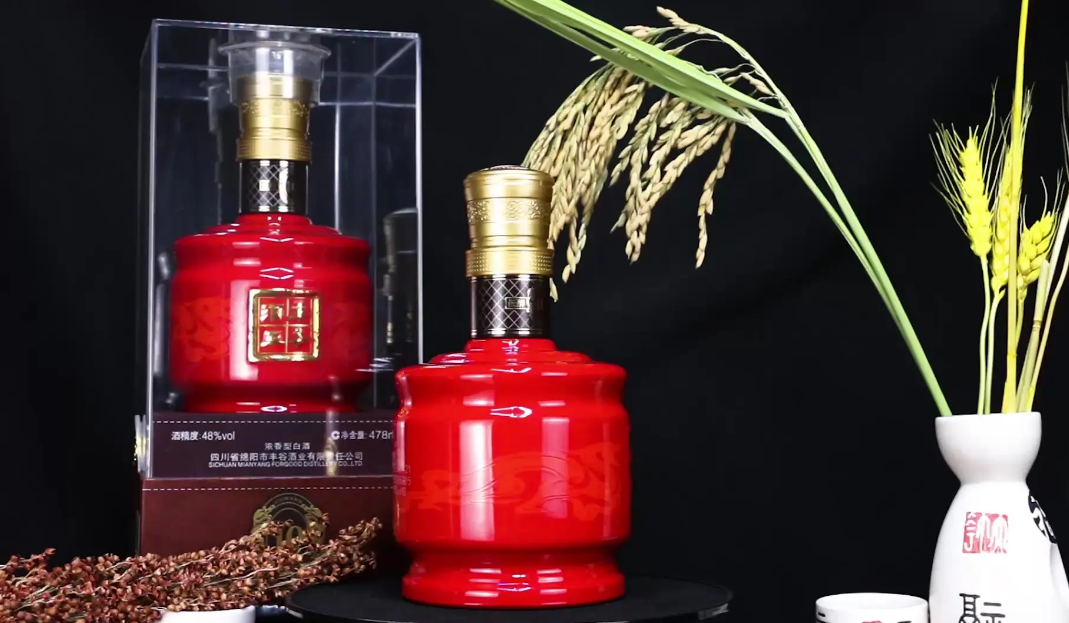 十年丰谷酒图片 十年丰谷酒多少钱一瓶
